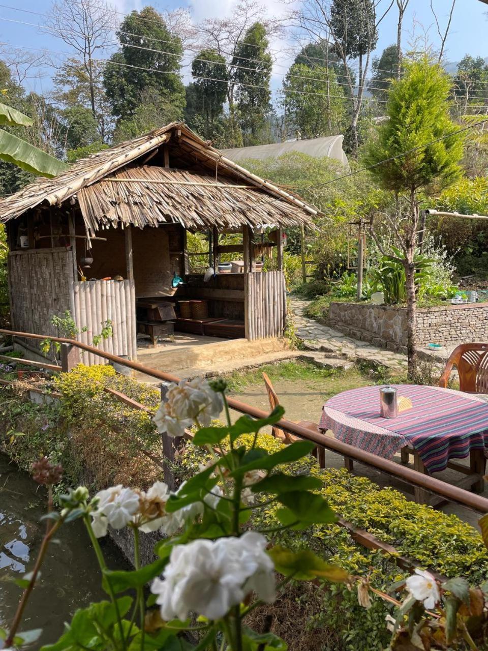 Appartamento Daragaon Retreat Pelling Esterno foto