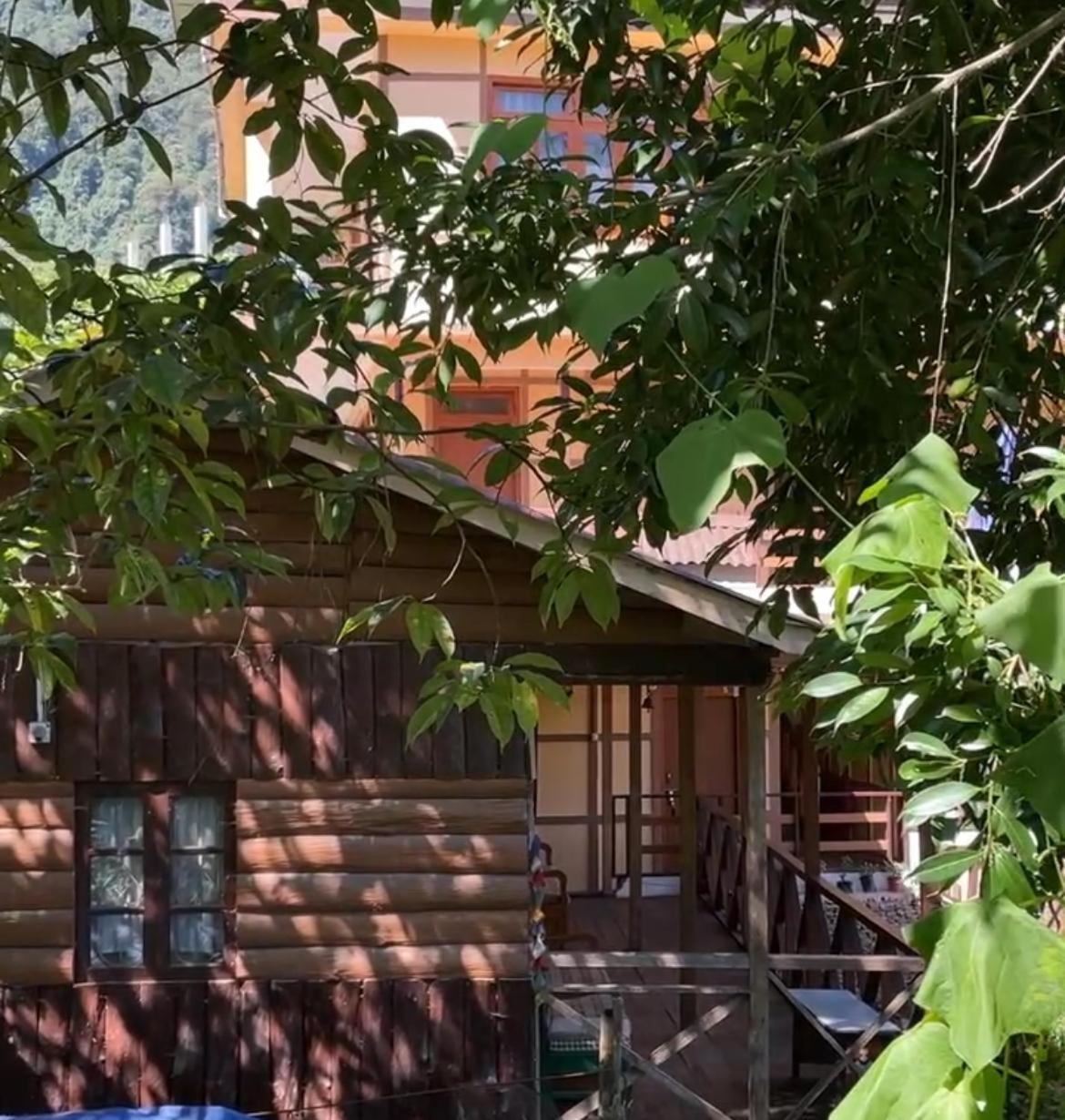 Appartamento Daragaon Retreat Pelling Esterno foto